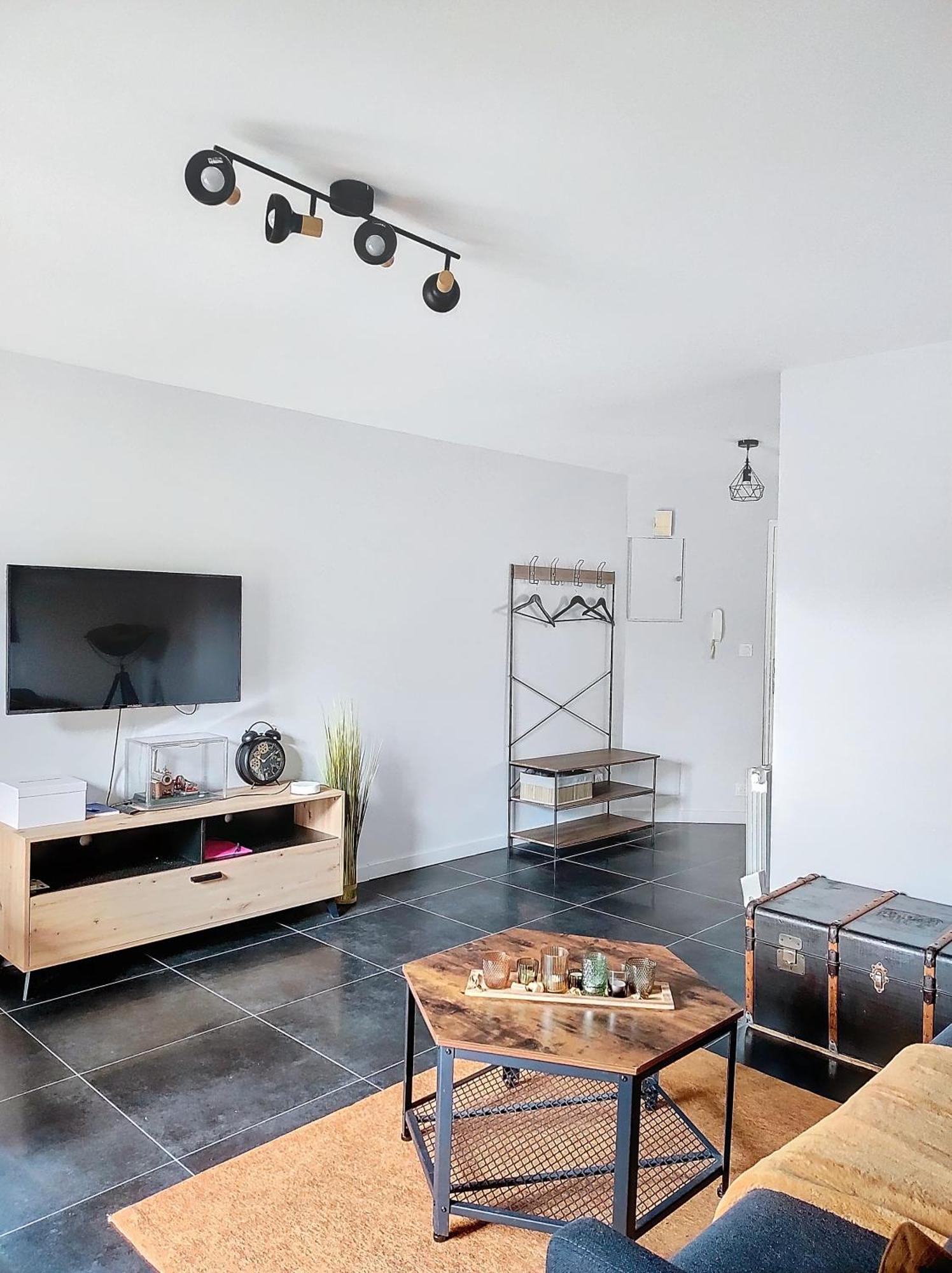 L'Atelier D'Anatole Apartment Oyonnax Exterior photo